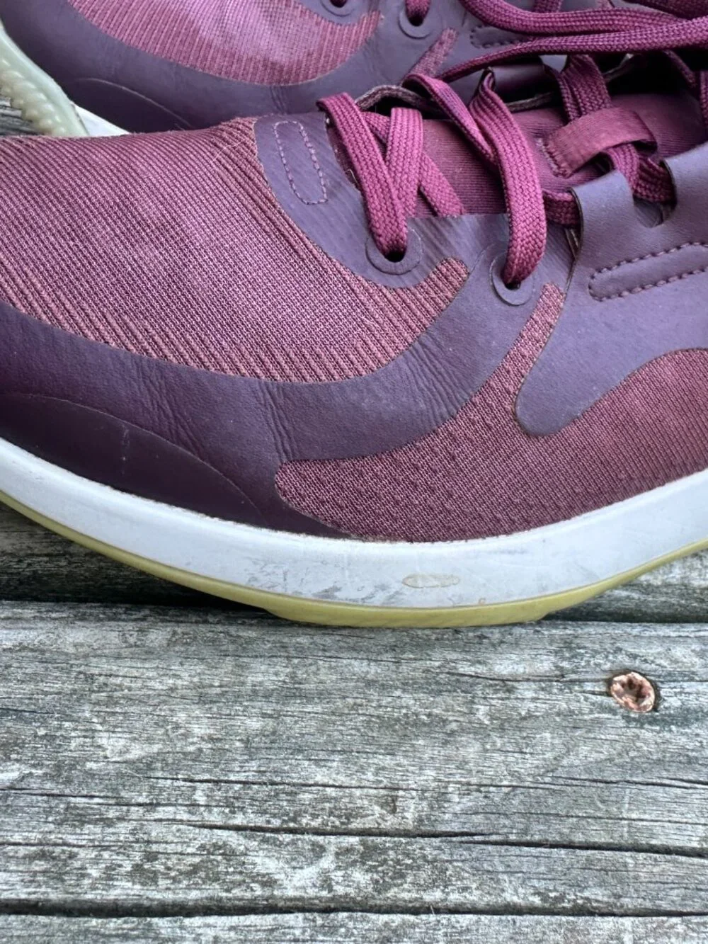 Lululemon Womens 8.5 Strongfeel Training Shoe Burgundy Sneakers Tennis Shoes